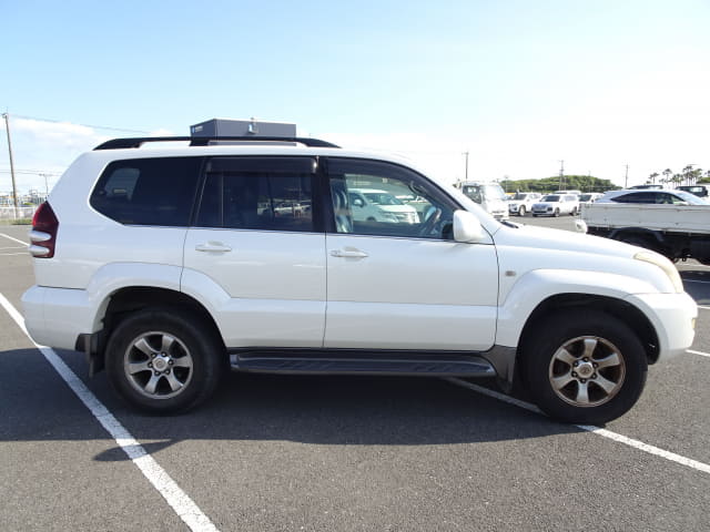 TOYOTA Land Cruiser Prado thumbnail 6