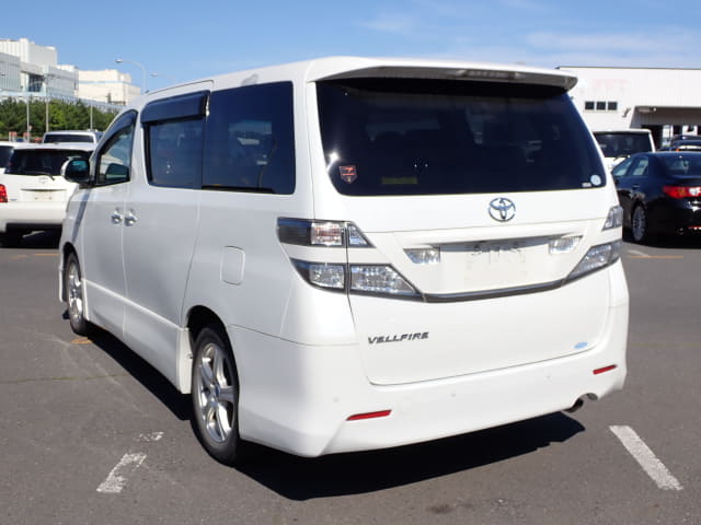 TOYOTA Vellfire thumbnail 3