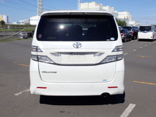 2010 TOYOTA Vellfire