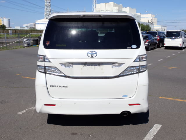 TOYOTA Vellfire thumbnail 4