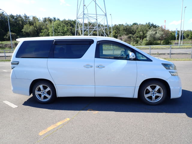 TOYOTA Vellfire thumbnail 6