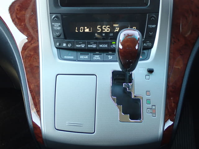 TOYOTA Vellfire thumbnail 39