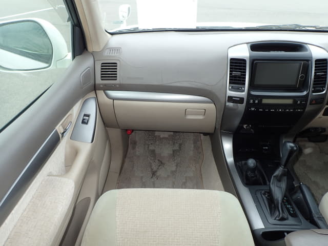 TOYOTA Land Cruiser Prado thumbnail 33