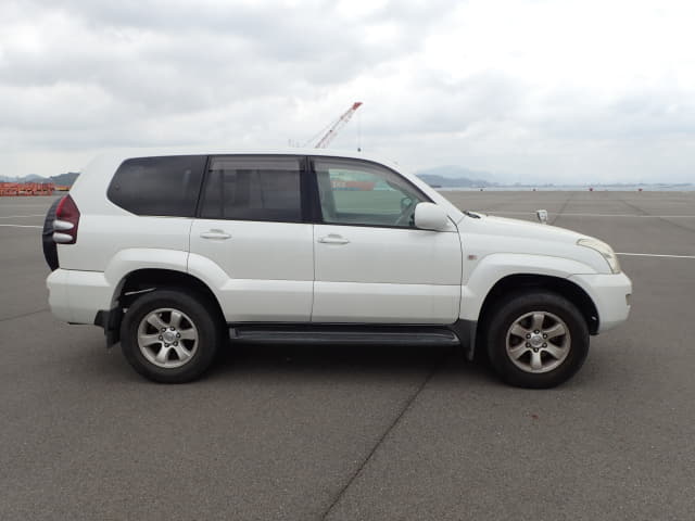 TOYOTA Land Cruiser Prado thumbnail 6