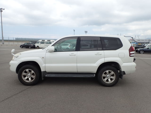 TOYOTA Land Cruiser Prado thumbnail 2
