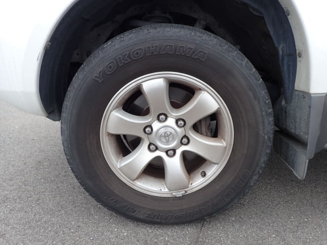 TOYOTA Land Cruiser Prado thumbnail 9