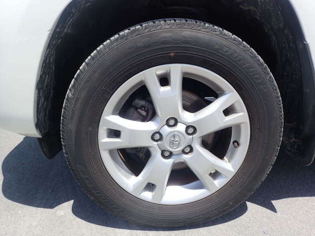 TOYOTA RAV4 thumbnail 9