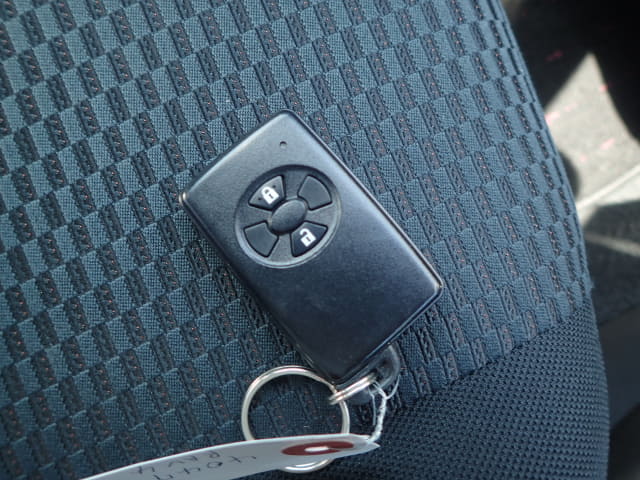 TOYOTA RAV4 thumbnail 57