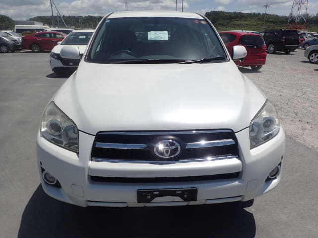 TOYOTA RAV4 thumbnail 8