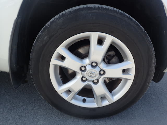 TOYOTA RAV4 thumbnail 12