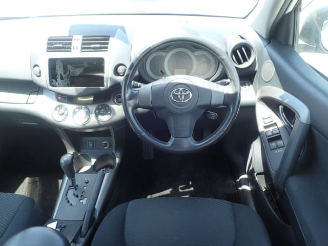 TOYOTA RAV4 thumbnail 60