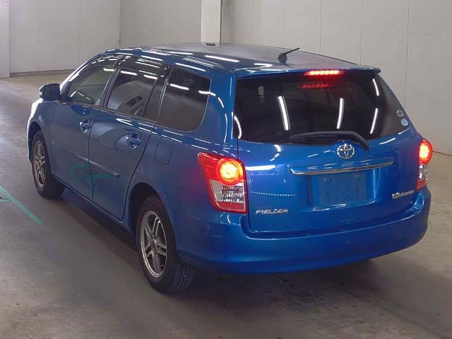 TOYOTA Corolla Fielder thumbnail 3