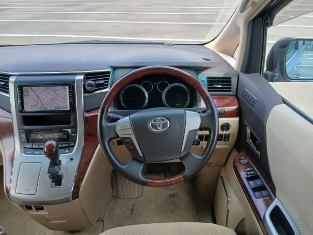 TOYOTA Vellfire thumbnail 32