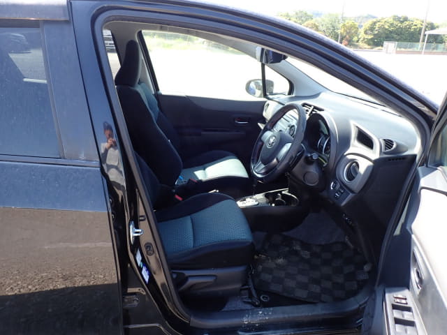 TOYOTA Vitz thumbnail 28