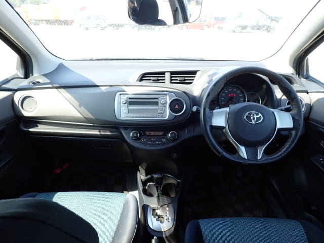 TOYOTA Vitz thumbnail 38