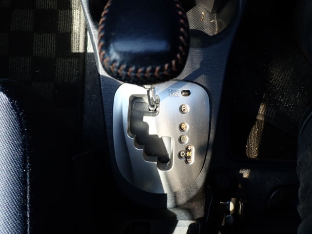 TOYOTA Vitz thumbnail 40