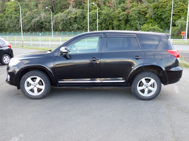 TOYOTA Vanguard thumbnail 2