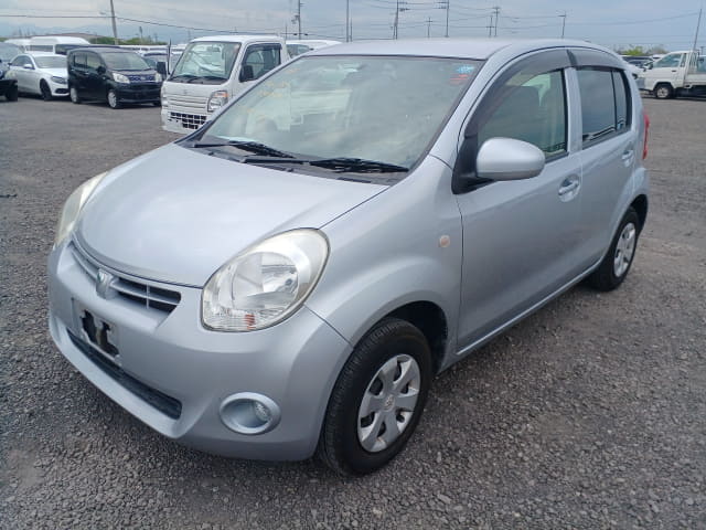 TOYOTA Passo