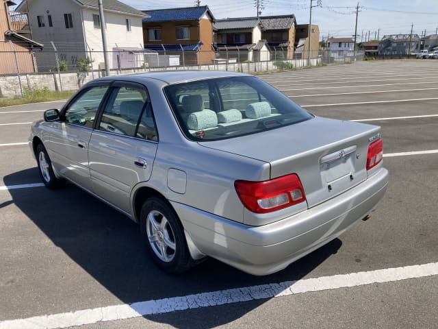 TOYOTA Carina thumbnail 3