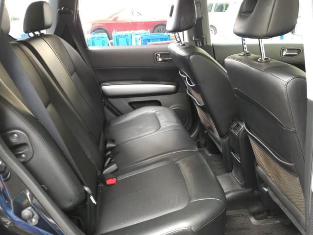 NISSAN X-Trail thumbnail 4