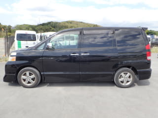 2005 TOYOTA Voxy