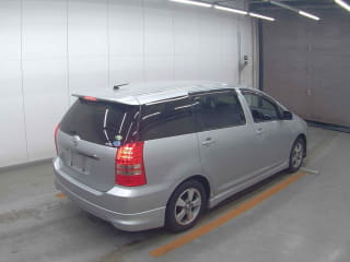 2005 TOYOTA Wish