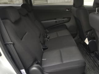 2005 TOYOTA Wish