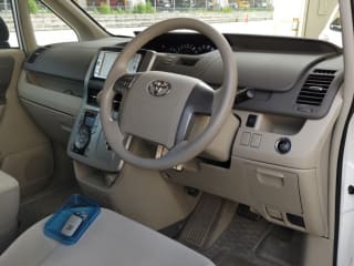 2009 TOYOTA Noah