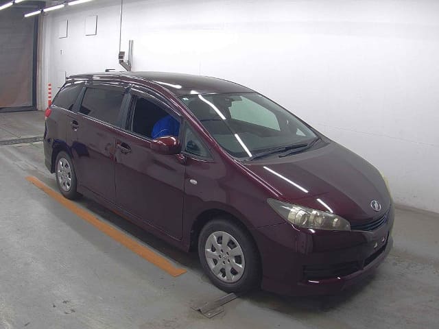 TOYOTA Wish thumbnail 6