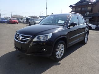 2009 VOLKSWAGEN Tiguan