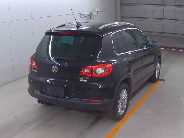 VOLKSWAGEN Tiguan thumbnail 56