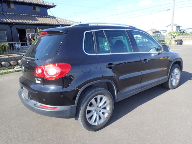 VOLKSWAGEN Tiguan thumbnail 69