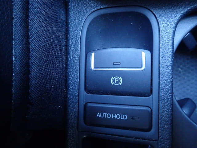 VOLKSWAGEN Tiguan thumbnail 41