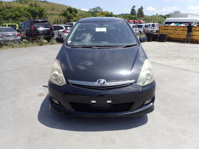 TOYOTA Wish thumbnail 8