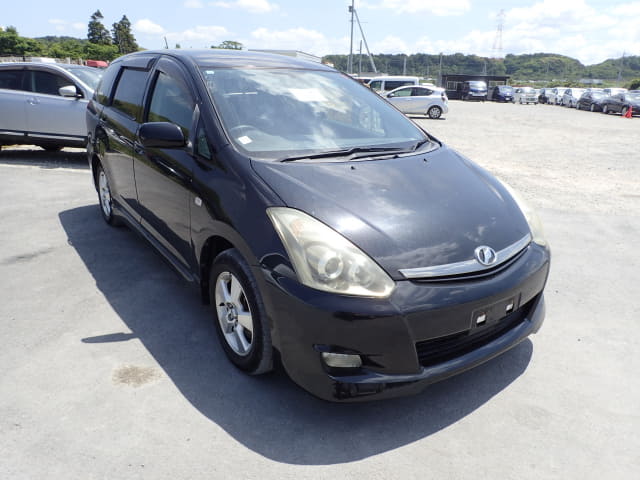 TOYOTA Wish thumbnail 7