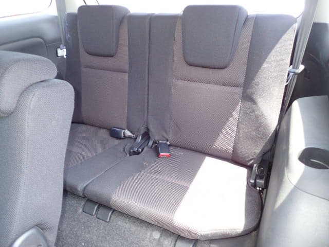 TOYOTA Wish thumbnail 28