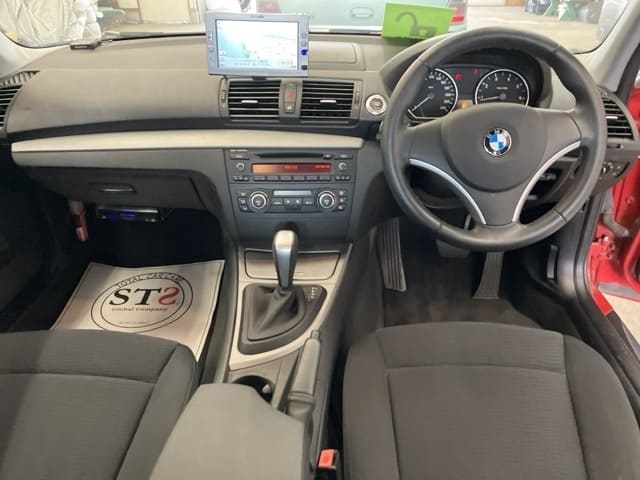 BMW 1 Series thumbnail 5