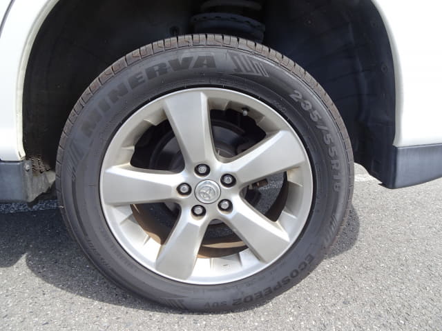 TOYOTA Harrier thumbnail 10