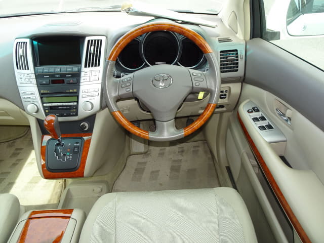 TOYOTA Harrier thumbnail 31