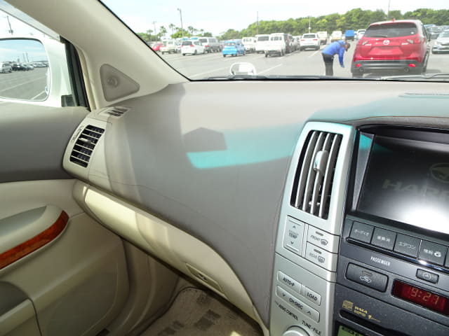 TOYOTA Harrier thumbnail 46