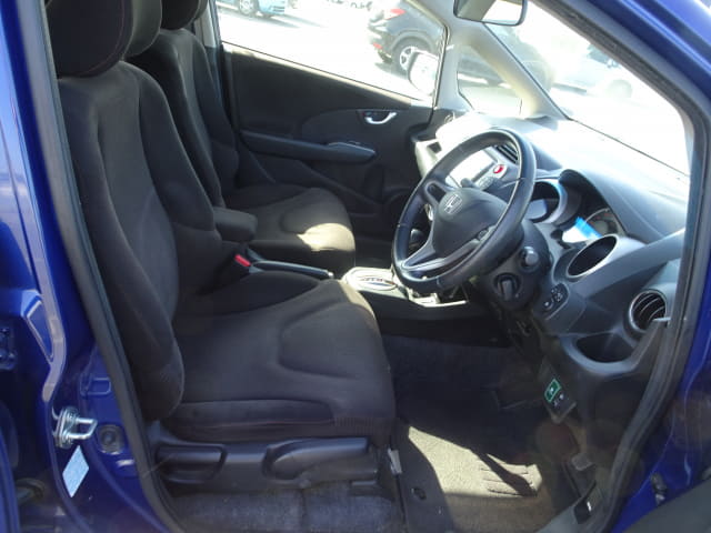 HONDA Fit thumbnail 25