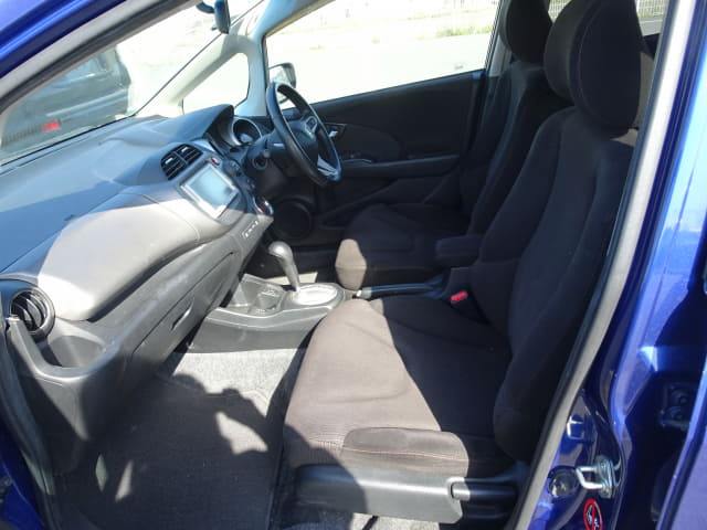 HONDA Fit thumbnail 26