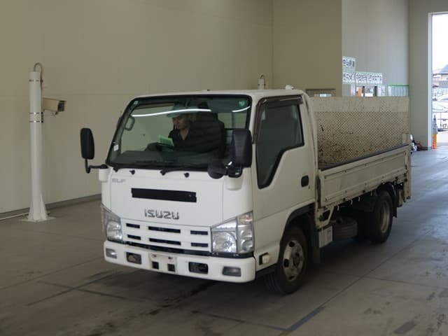 ISUZU Elf Truck