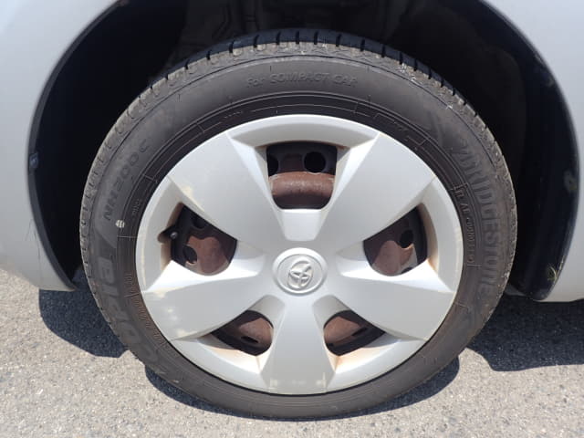 TOYOTA Ractis thumbnail 9