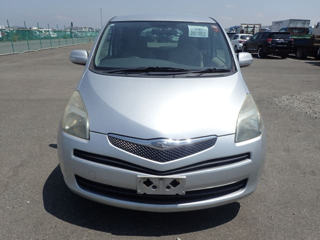 TOYOTA Ractis thumbnail 8
