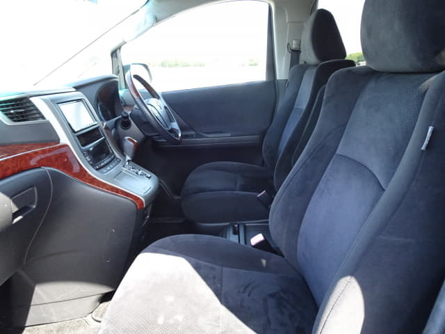 TOYOTA Vellfire thumbnail 27