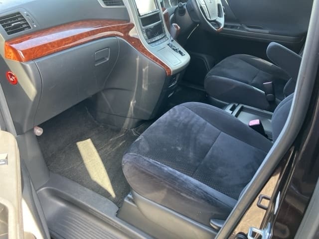TOYOTA Vellfire thumbnail 67
