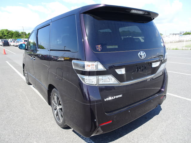 TOYOTA Vellfire thumbnail 3