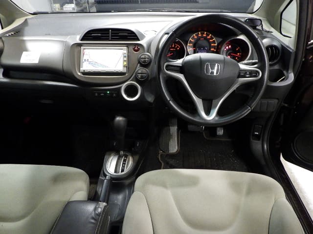 HONDA Fit thumbnail 3