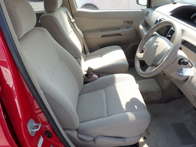 TOYOTA Raum thumbnail 25